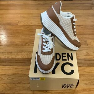 New Madden NYC Lace Up Shoes